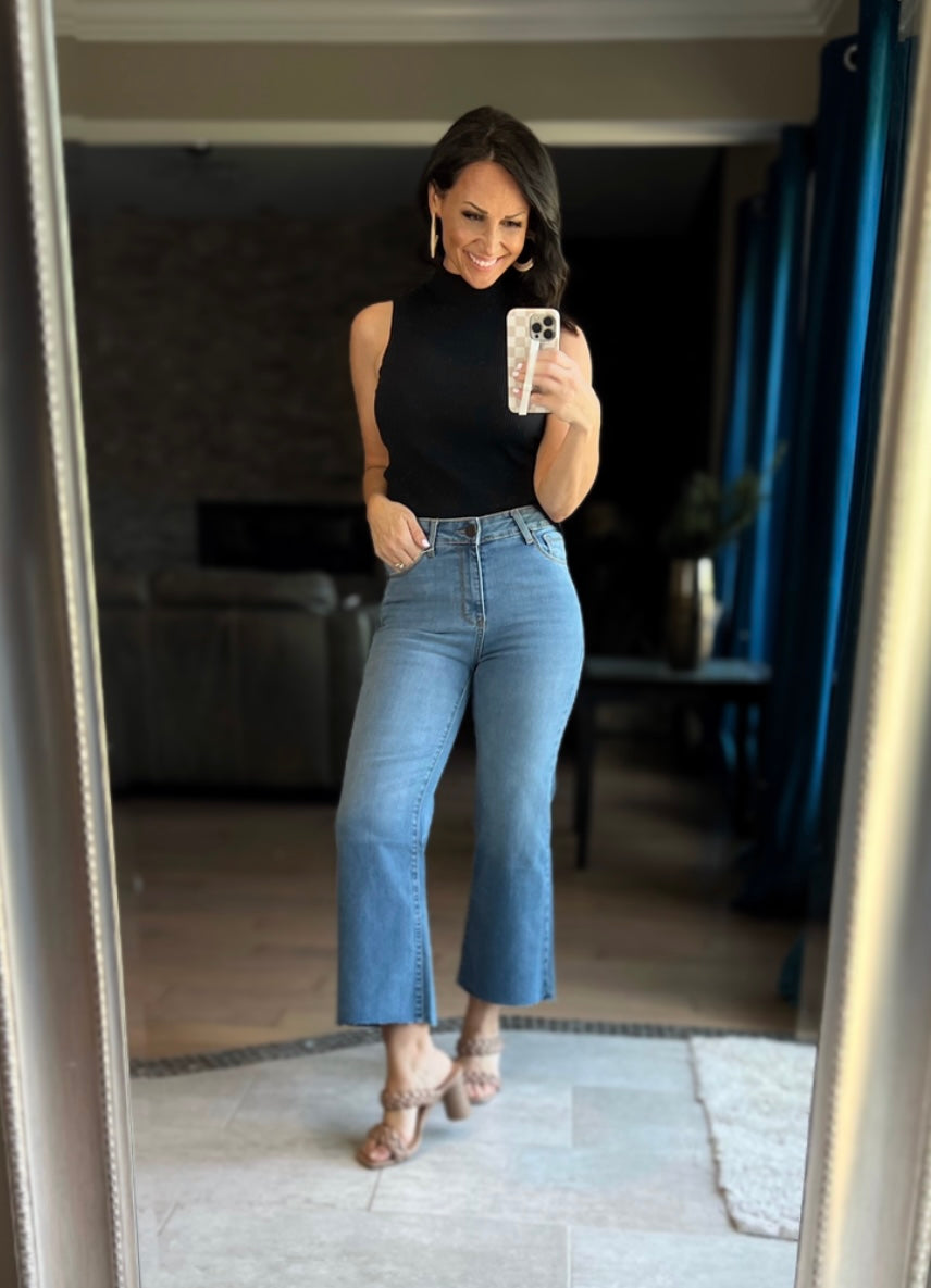 Light Stone Bleach MID-RISE LOOSE WIDE-LEG CROPPED JEANS (Doorbuster, final sale)