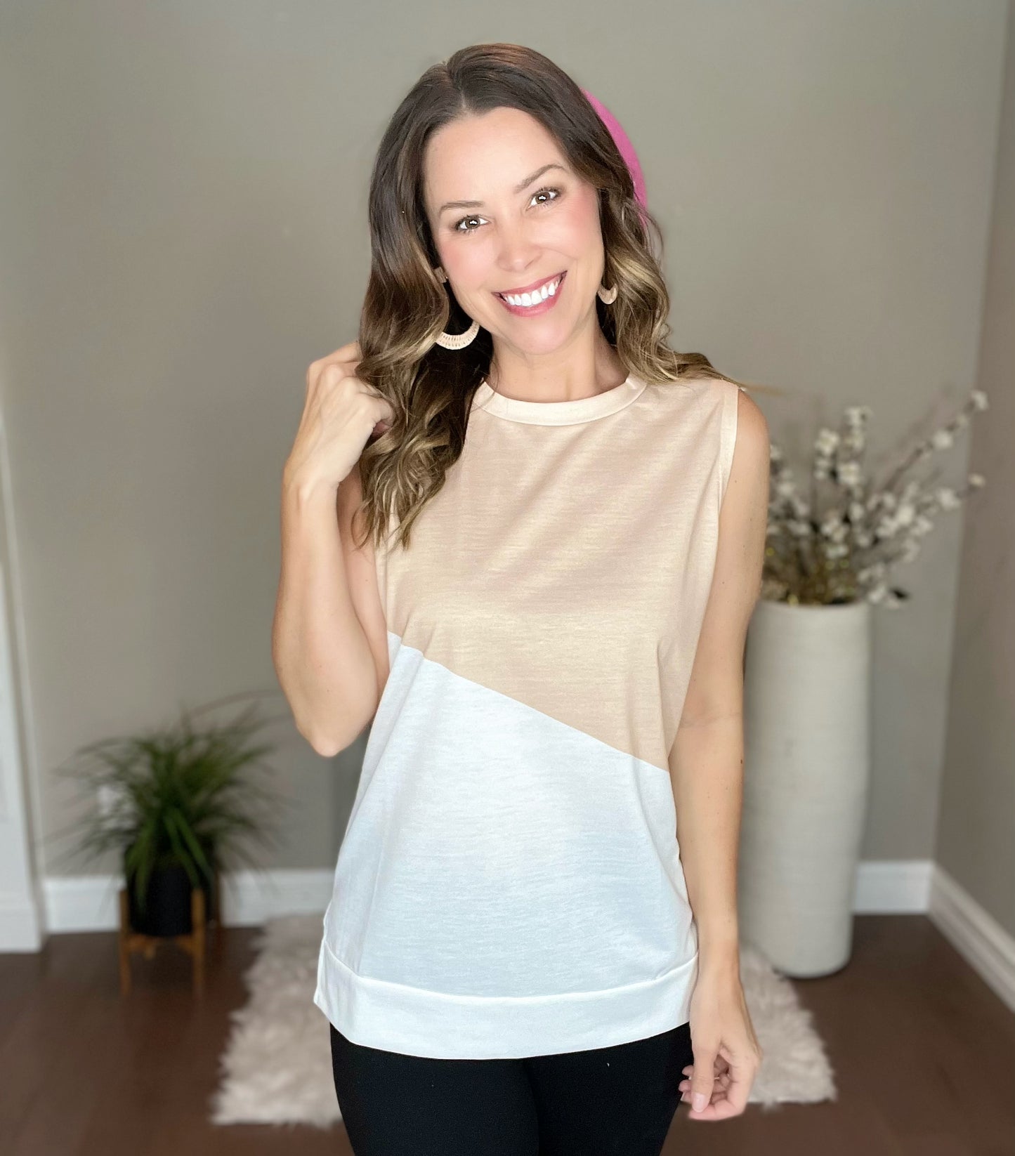 Brown Crew Neck Color Block Sleeveless Top