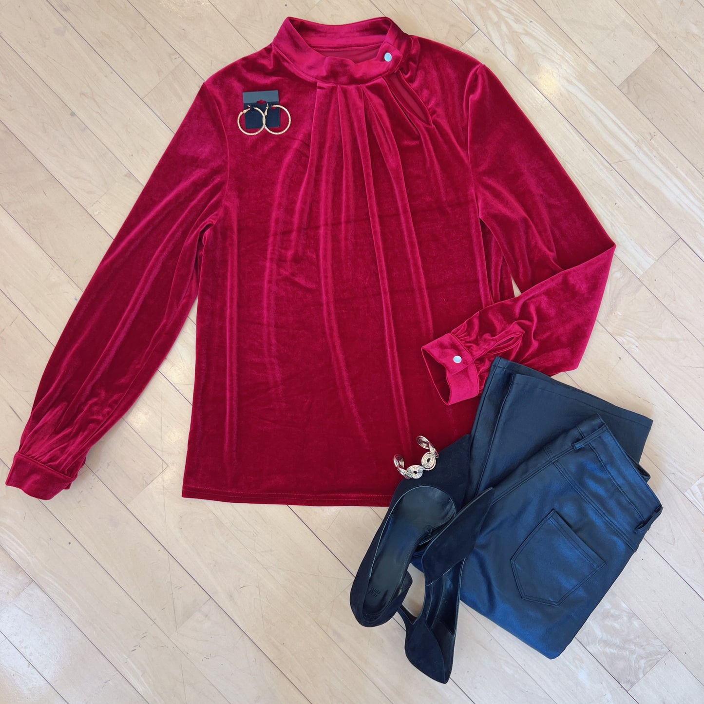 Burgundy Keyhole Neck Long Sleeve Velvet Blouse