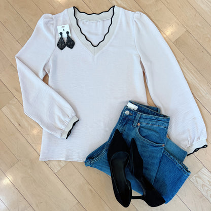 Contrast Scallop Trim V Neck Long Sleeve Blouse